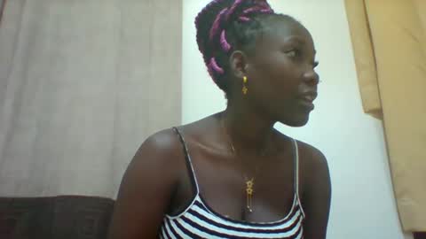 Snapshot of sexxyvajaina chatting on 11-15-25, 09:39 sexxyvajaina online show from 11-15-25, 09:39