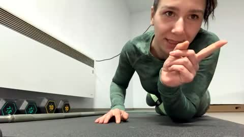 Ana  Rusakova online show from 02-04-25, 07:00