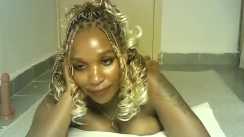 Snapshot of sexy_africana05 chatting on 07-22-26, 10:45 sexy_africana05 online show from 07-22-26, 10:45