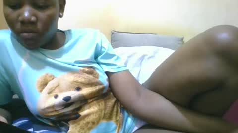 Snapshot of sexy_ariana90 chatting on 09-12-25, 08:47 Reshia online show from 09-12-25, 08:47