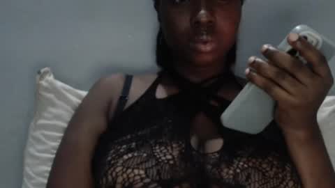 Snapshot of sexy_blaq123 chatting on 07-23-26, 07:01 sexyblaq online show from 07-23-26, 07:01