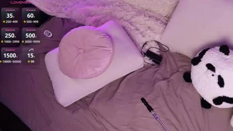 Lina online show from 02-20-25, 10:59