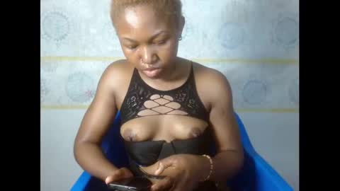 sexy_bluey247 online show from 09-16-25, 10:27