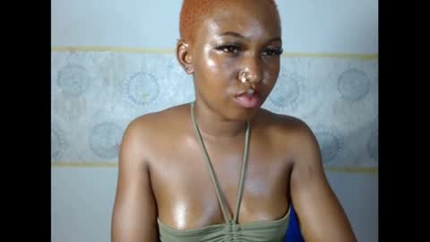 sexy_bluey247 online show from 09-25-25, 03:38