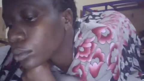 sexy_butty01 online show from 10-29-25, 07:15