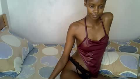 Snapshot of sexy_charliee chatting on 02-02-26, 04:11 sexy_charliee online show from 02-02-26, 04:11