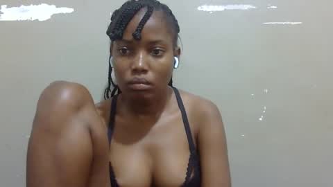 sexy_claude96 online show from 02-03-25, 05:51