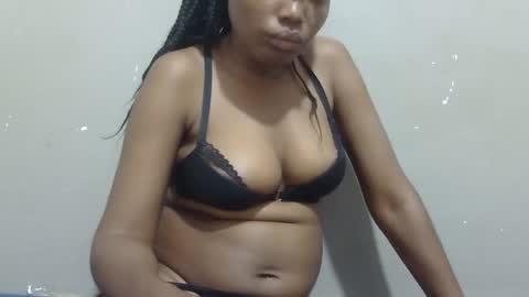 sexy_claude96 online show from 02-04-25, 09:10