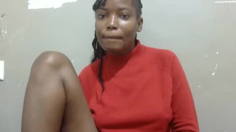 sexy_claude96 online show from 02-06-25, 03:48