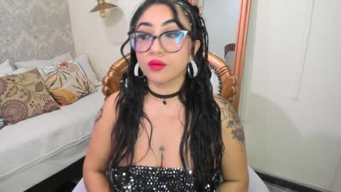 Snapshot of sexy_cristall chatting on 01-06-25, 03:31  C R I S T A L  online show from 01-06-25, 03:31