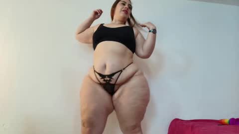 Snapshot of sexy_curvi chatting on 02-04-25, 04:50 karla           instagram  online show from 02-04-25, 04:50