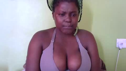 Snapshot of sexy_divana chatting on 01-15-25, 11:00 sexy_divana online show from 01-15-25, 11:00