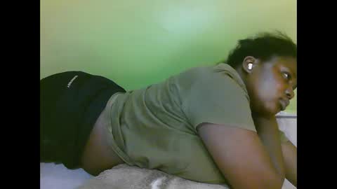 Snapshot of sexy_divana chatting on 02-24-25, 07:09 sexy_divana online show from 02-24-25, 07:09