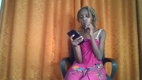 sexy_ebony_nica online show from 01-28-25, 07:10