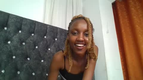 sexy_ebony_nica online show from 02-13-25, 09:17