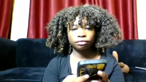 Snapshot of sexy_ebony_princess chatting on 07-05-26, 01:45 Trina online show from 07-05-26, 01:45