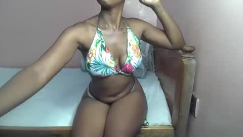 Ellahh online show from 11-16-25, 03:23