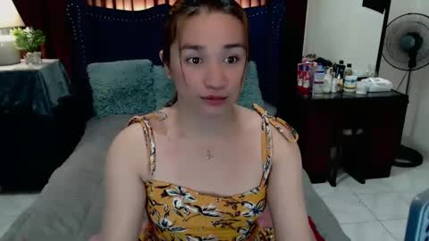 Snapshot of sexy_kitty699 chatting on 03-12-25, 05:13 Kathy online show from 03-12-25, 05:13