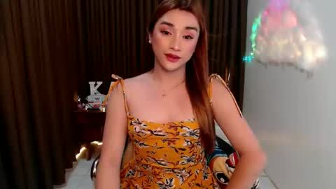 Snapshot of sexy_kitty699 chatting on 09-23-25, 11:08 Kathy online show from 09-23-25, 11:08