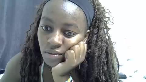 Snapshot of sexy_linda022 chatting on 05-13-26, 12:24 Linda online show from 05-13-26, 12:24