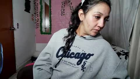 sexy lolas online show from 09-17-25, 05:09