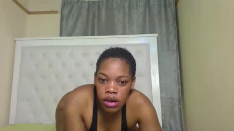 sexy_lyna online show from 10-15-25, 06:19