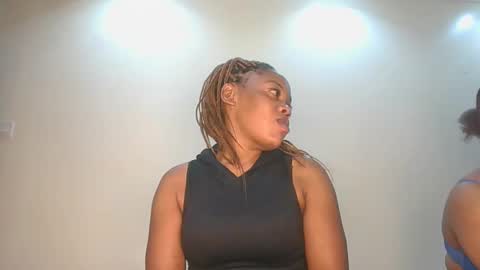 sexy_lyna online show from 02-02-26, 01:37