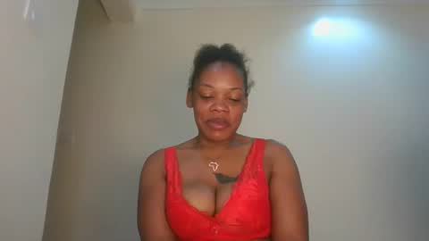 sexy_lyna online show from 04-05-26, 06:32