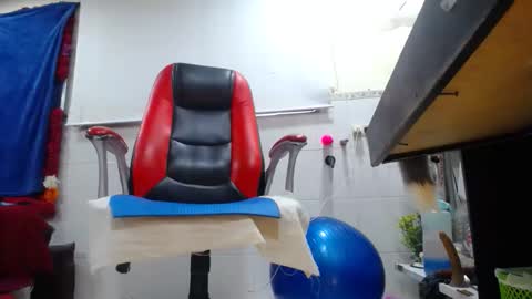 MARIPOSA online show from 12-17-25, 12:11