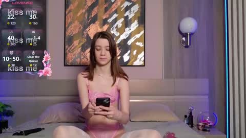 Alison online show from 11-13-25, 01:54