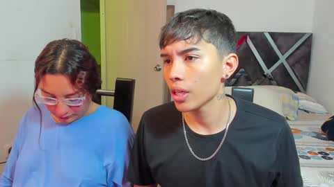 Snapshot of sexy_molly09 chatting on 11-21-25, 12:15 sexy_molly09 online show from 11-21-25, 12:15