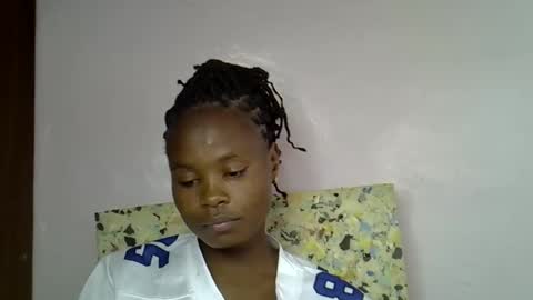 Snapshot of sexy_molyne chatting on 02-11-26, 02:49 Molyne online show from 02-11-26, 02:49