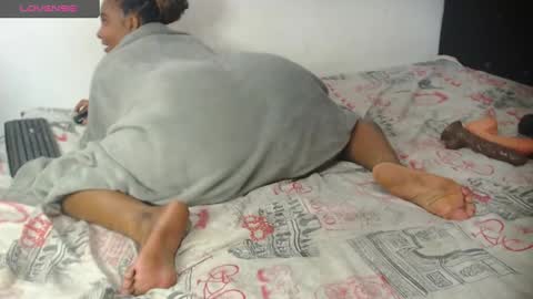 Snapshot of sexy_night_bm chatting on 12-13-24, 02:21 Jhoana online show from 12-13-24, 02:21