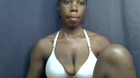 Snapshot of sexy_peach4 chatting on 06-26-26, 11:09 sexy_peach4 online show from 06-26-26, 11:09