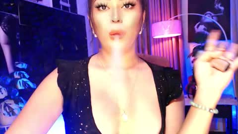 Snapshot of sexy_quickie chatting on 10-24-25, 10:39 KATH  online show from 10-24-25, 10:39