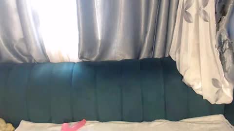 sexy_serena_ online show from 01-07-25, 07:10