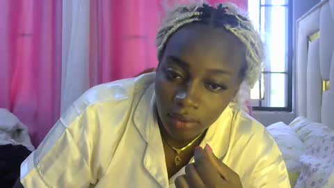 laura online show from 12-16-25, 09:58