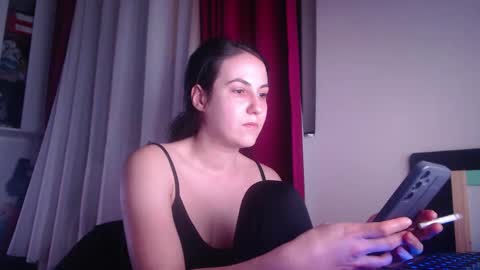 Snapshot of sexy_slimm25 chatting on 03-07-25, 10:10 Slimm online show from 03-07-25, 10:10