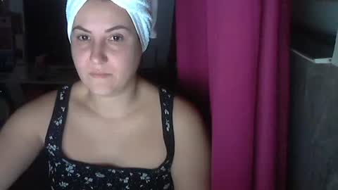 Snapshot of sexy_slimm25 chatting on 11-05-25, 12:43 Slimm online show from 11-05-25, 12:43