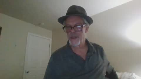 Daddy online show from 02-21-25, 03:23