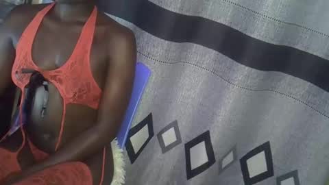 Snapshot of sexyafricanprincess25 chatting on 02-17-26, 10:49 Rita online show from 02-17-26, 10:49