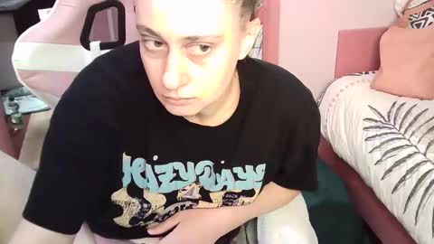 Snapshot of sexyamanda1993 chatting on 12-25-24, 11:33 Amanda online show from 12-25-24, 11:33