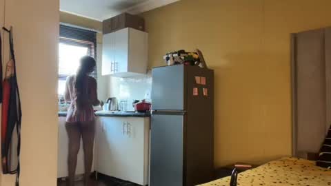 sexyasszeeee online show from 10-13-25, 08:47