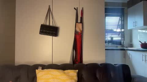 sexyasszeeee online show from 03-28-26, 09:20