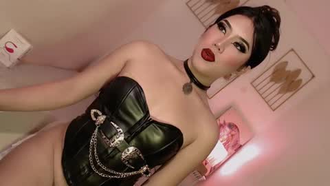 Lexie online show from 02-02-25, 01:52