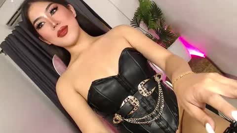 Lexie online show from 09-26-25, 01:48