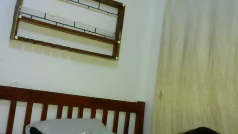 Lisa online show from 11-17-25, 12:27