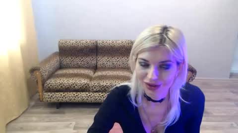 sexybeatriice online show from 11-29-25, 07:44