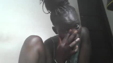 Snapshot of sexyblackg chatting on 12-17-24, 04:32 Sexyblackg online show from 12-17-24, 04:32