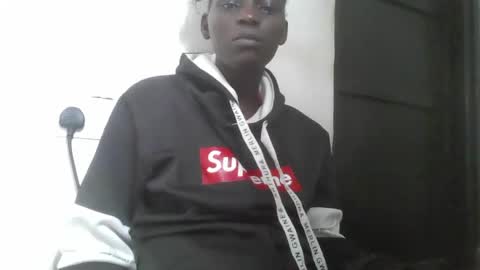 Snapshot of sexyblackg chatting on 12-27-24, 03:37 Sexyblackg online show from 12-27-24, 03:37